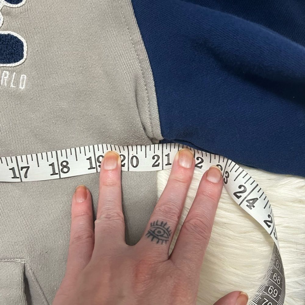 Walt Disney World Mickey Mouse 1971
Gray Button Down Bomber Jacket medium - Picture 11 of 11